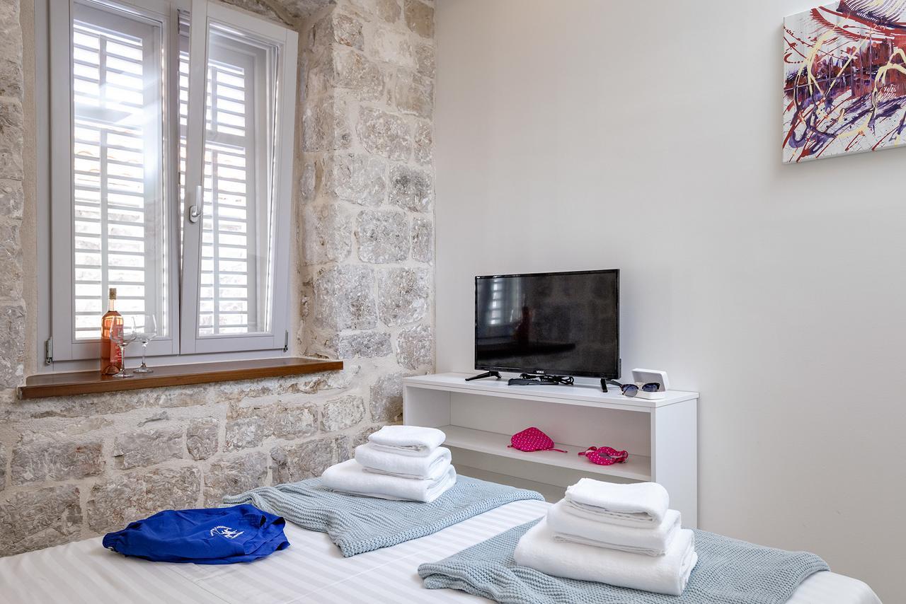 Successus Old Town House Apartment Hvar Town Exterior photo